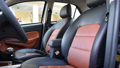 صندلی های جیلی GC6 با پوشش چرم دو رنگ